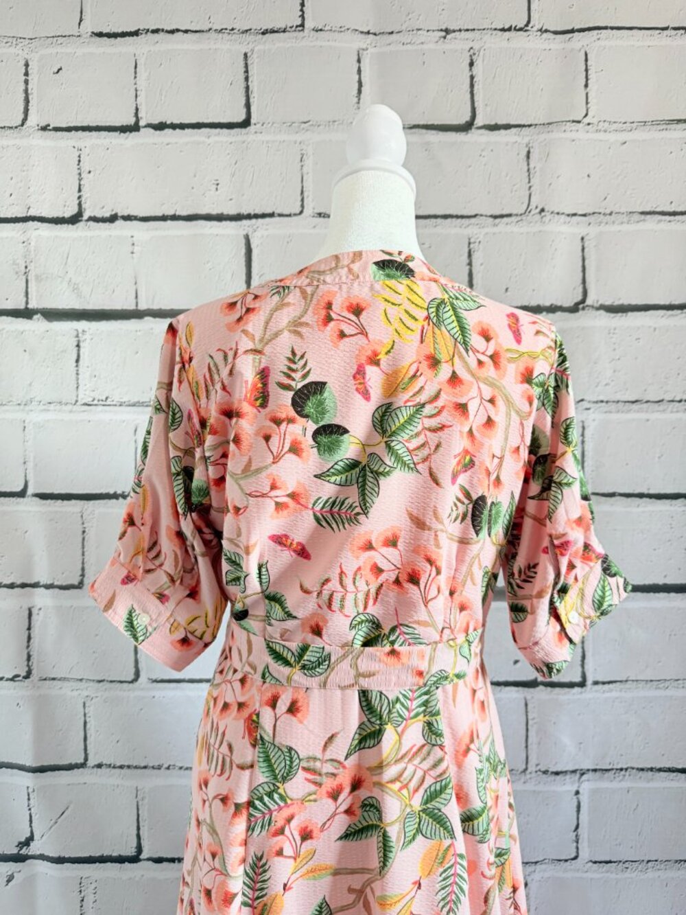 LOFT Pink Floral Tie Waist Midi Dress Size 2 Lined Button Front - Picture 8 of 13